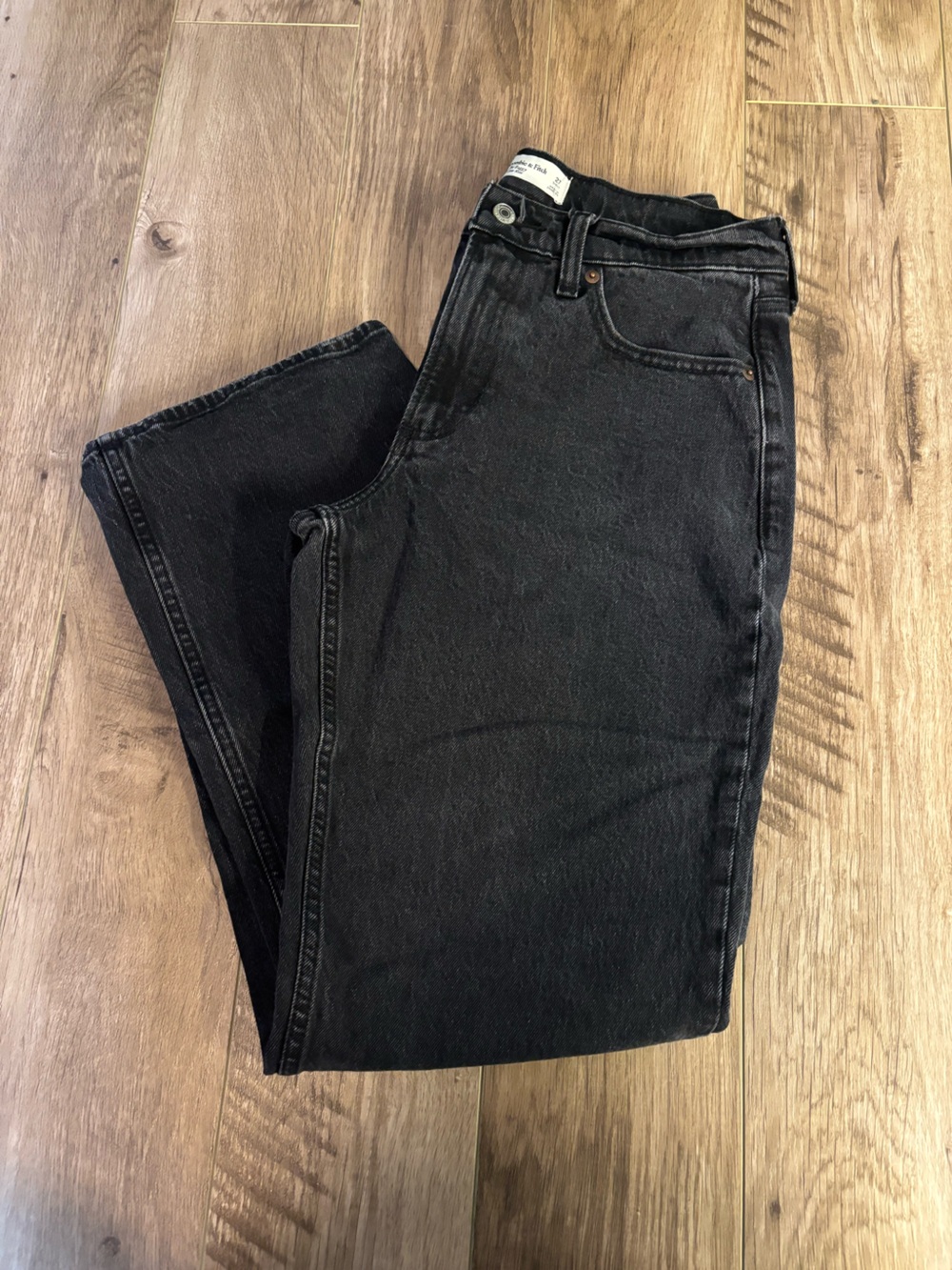 Abercrombie & Fitch Baggy Low Rise Curve Love Jeans Size 27